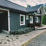 Hietavilla Borealis - Hot Tube - Sauna - Fireplace - 11kw Ev-refuel - Landscape View - Silence - Free Wifi *
