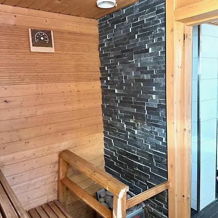 Hietavilla Borealis - Hot Tube - Sauna - Fireplace - 11kw Ev-refuel - Landscape View - Silence - Free Wifi בית נופש *