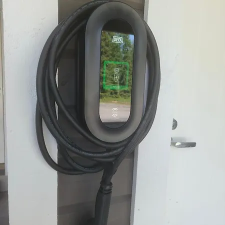 Hietavilla Borealis - Hot Tube - Sauna - Fireplace - 11kw Ev-refuel - Landscape View - Silence - Free Wifi בית נופש