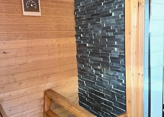 Hietavilla Borealis - Hot Tube - Sauna - Fireplace - 11kw Ev-refuel - Landscape View - Silence - Free Wifi 펜션 *