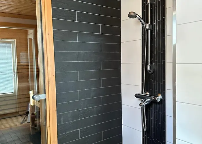 Hietavilla Borealis - Hot Tube - Sauna - Fireplace - 11kw Ev-refuel - Landscape View - Silence - Free Wifi 度假居